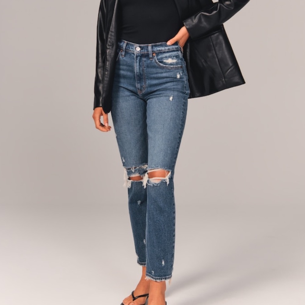 Abercrombie High rise mom jeans